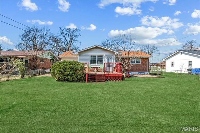 2326 Hennepin Drive, St Louis, MO 63114