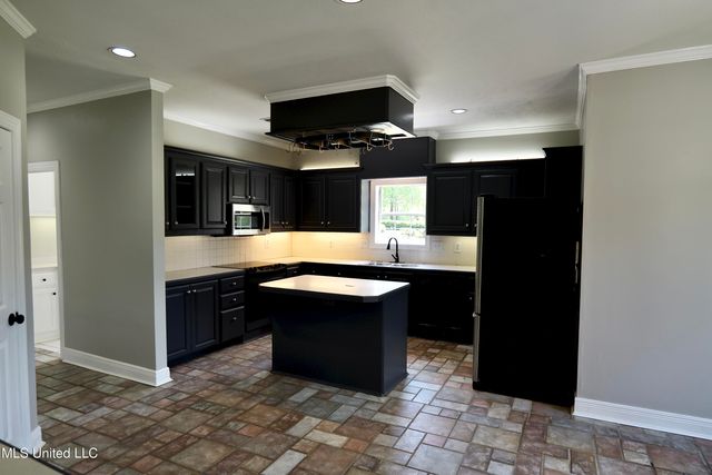 120 Timber Green Lane, Canton, MS 39046