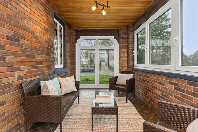 5055 Anderson Place, Cincinnati, OH 45227