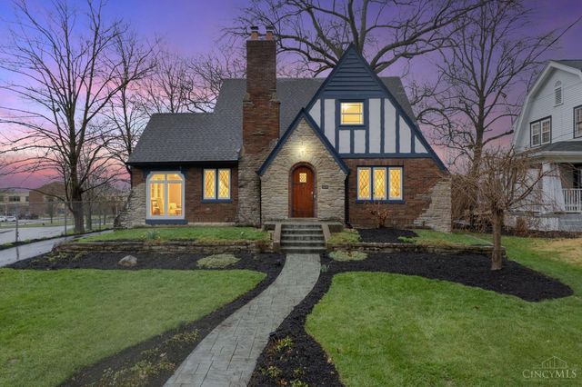 5055 Anderson Place, Cincinnati, OH 45227