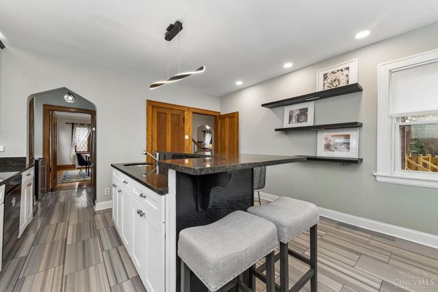 5055 Anderson Place, Cincinnati, OH 45227