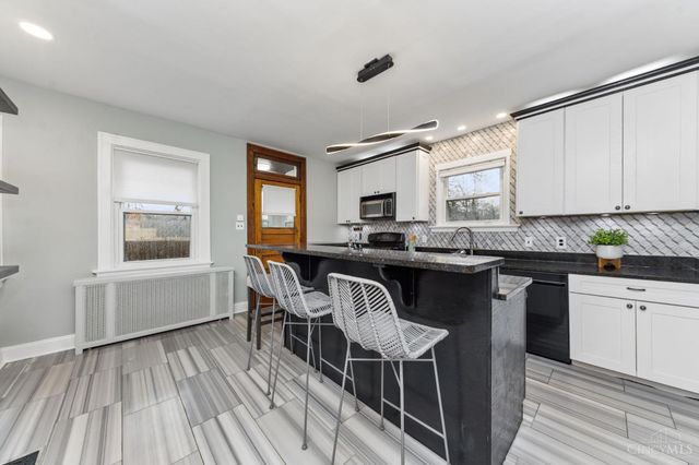 5055 Anderson Place, Cincinnati, OH 45227