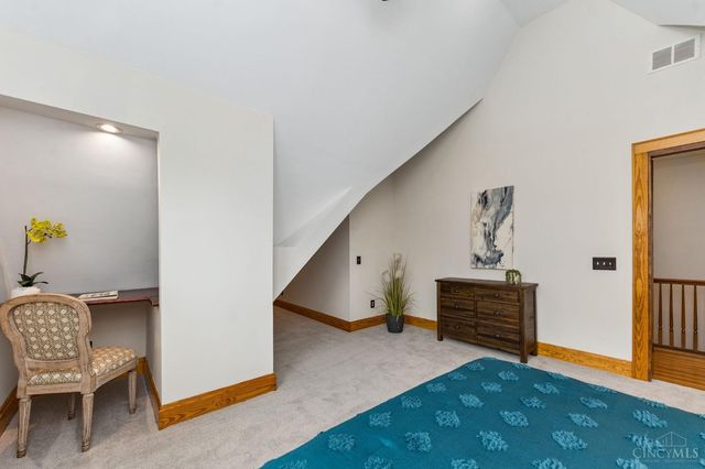 5055 Anderson Place, Cincinnati, OH 45227