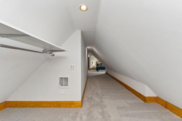 5055 Anderson Place, Cincinnati, OH 45227