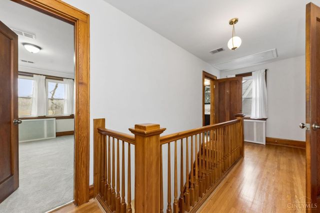 5055 Anderson Place, Cincinnati, OH 45227