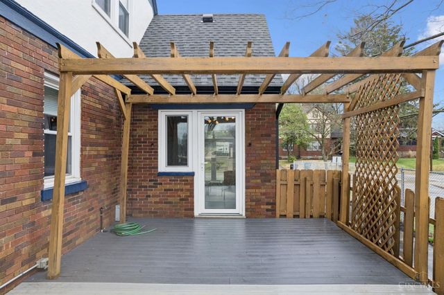 5055 Anderson Place, Cincinnati, OH 45227