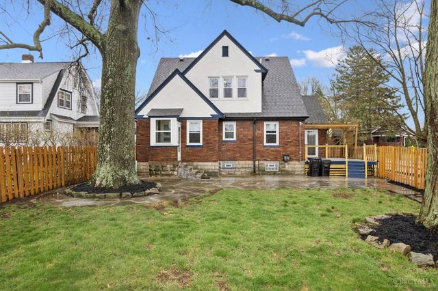 5055 Anderson Place, Cincinnati, OH 45227