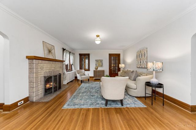 5055 Anderson Place, Cincinnati, OH 45227