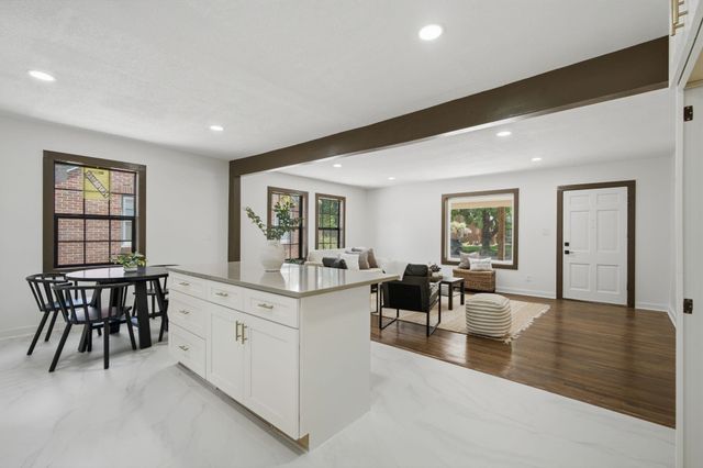 1517 N Coolidge Ave, Wichita, KS 67203