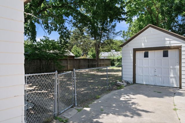 1517 N Coolidge Ave, Wichita, KS 67203