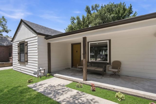 1517 N Coolidge Ave, Wichita, KS 67203