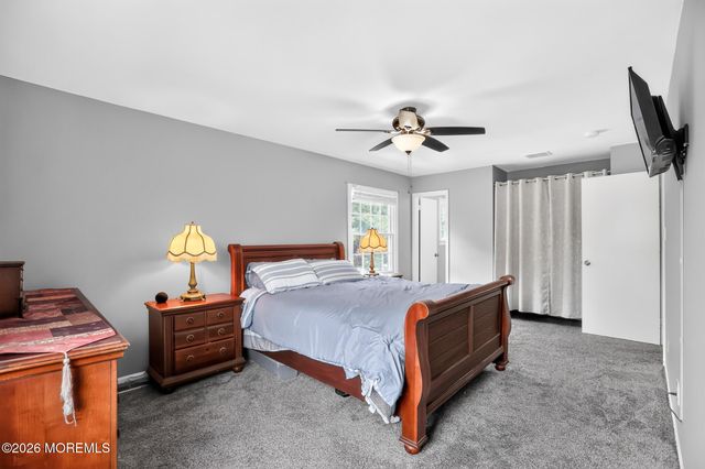 67 Starlight Road, Howell, NJ 07731