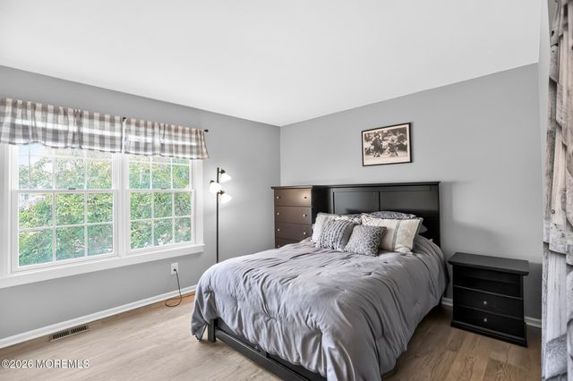 67 Starlight Road, Howell, NJ 07731