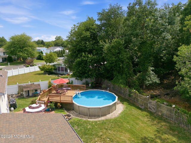 67 Starlight Road, Howell, NJ 07731