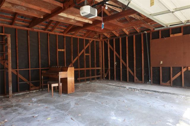 1403 Maygrove Drive, Sugar Land, TX 77498