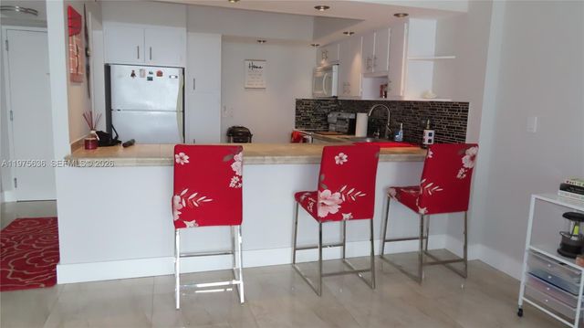 5701 Collins Ave 803, Miami Beach, FL 33140