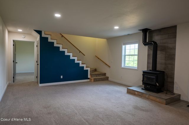 1588 Sunrise Rd, Bonners Ferry, ID 83805