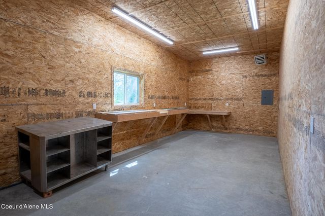 1588 Sunrise Rd, Bonners Ferry, ID 83805