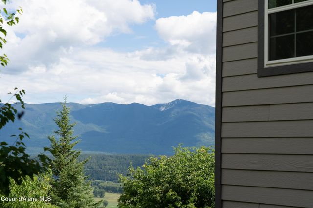 1588 Sunrise Rd, Bonners Ferry, ID 83805