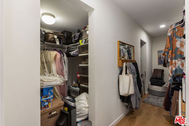 5936 Barton Avenue, Los Angeles, CA 90038