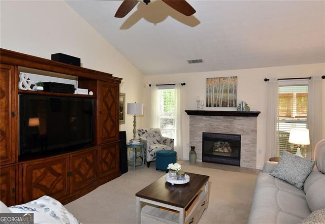 601 Meadowcreek Drive, Jefferson, GA 30549