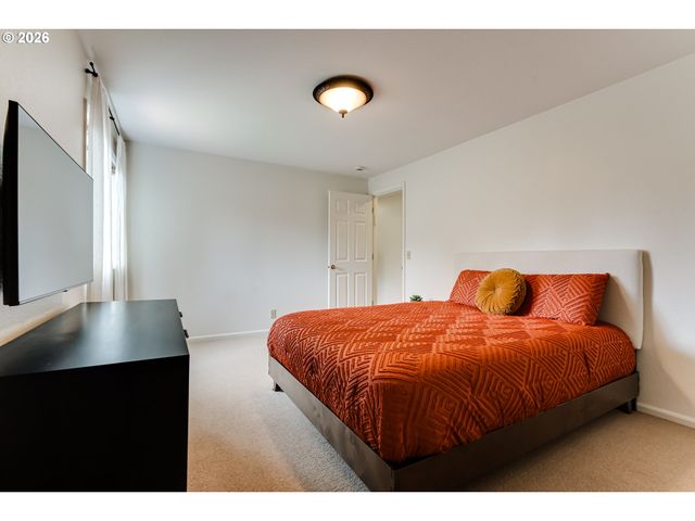 3375 BARDELL Ave, Eugene, OR 97401