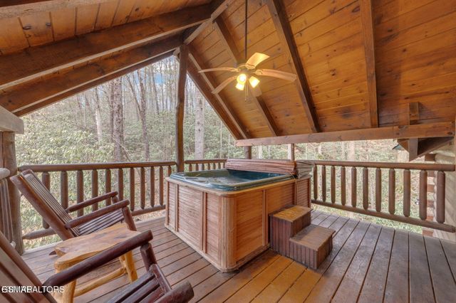 3114 Brothers Way, Sevierville, TN 37862