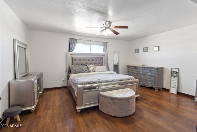 8410 N 32ND Avenue, Phoenix, AZ 85051