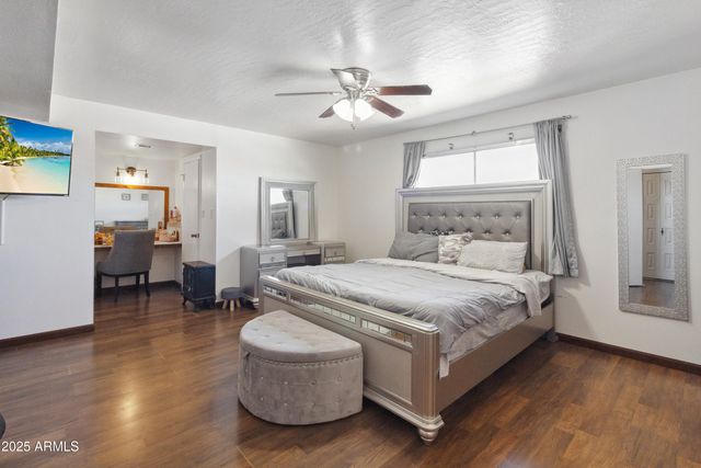 8410 N 32ND Avenue, Phoenix, AZ 85051