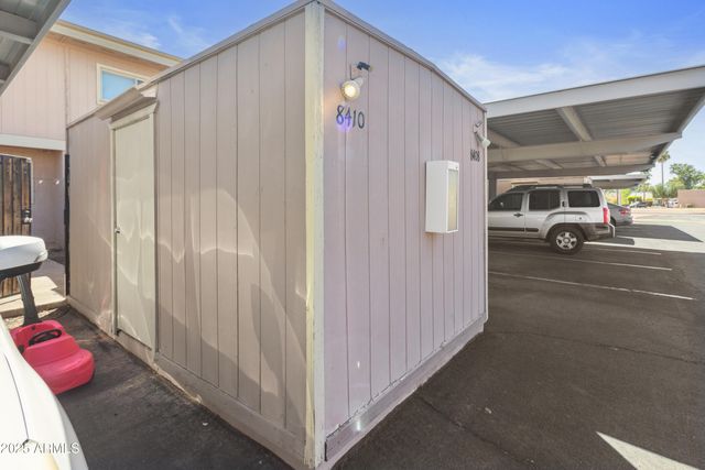 8410 N 32ND Avenue, Phoenix, AZ 85051