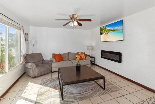 8410 N 32ND Avenue, Phoenix, AZ 85051