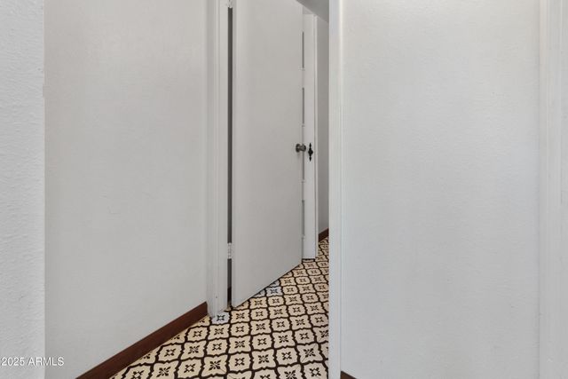 8410 N 32ND Avenue, Phoenix, AZ 85051