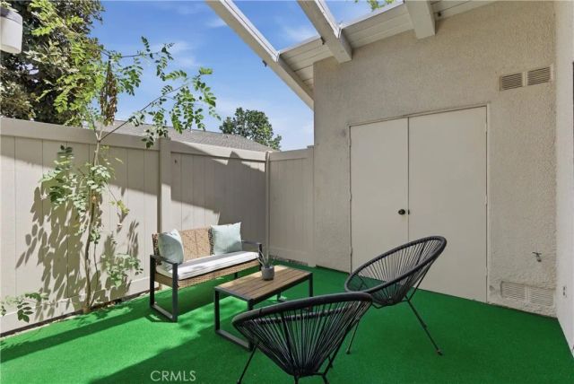 8566 Fallbrook, Huntington Beach, CA 92646