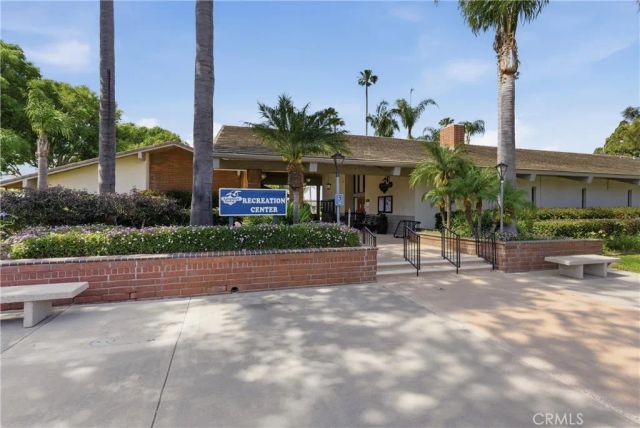 8566 Fallbrook, Huntington Beach, CA 92646