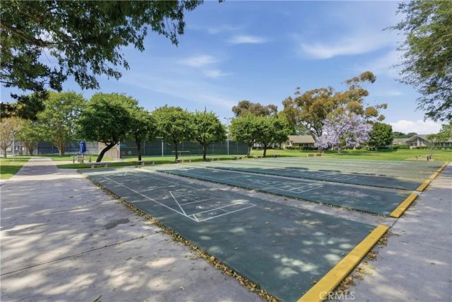 8566 Fallbrook, Huntington Beach, CA 92646