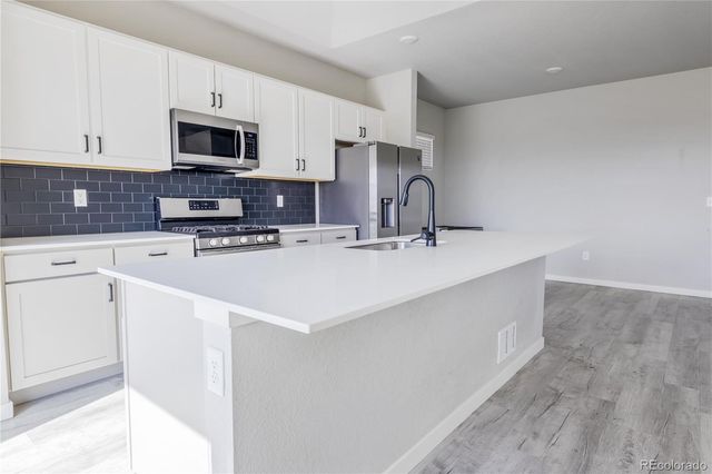 1116 Coyote Lane, Wiggins, CO 80654