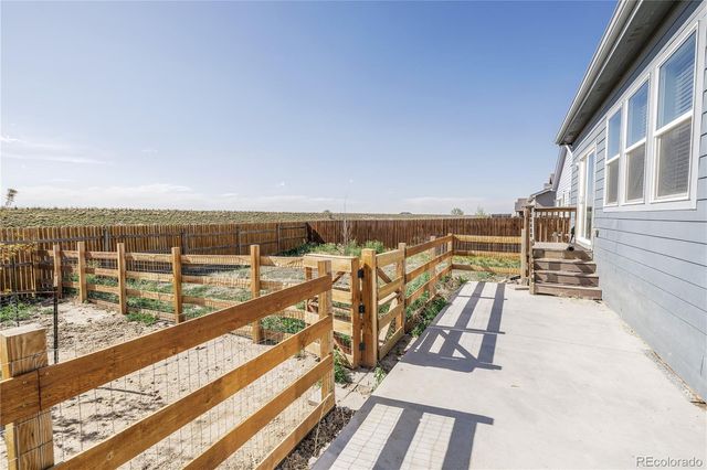 1116 Coyote Lane, Wiggins, CO 80654