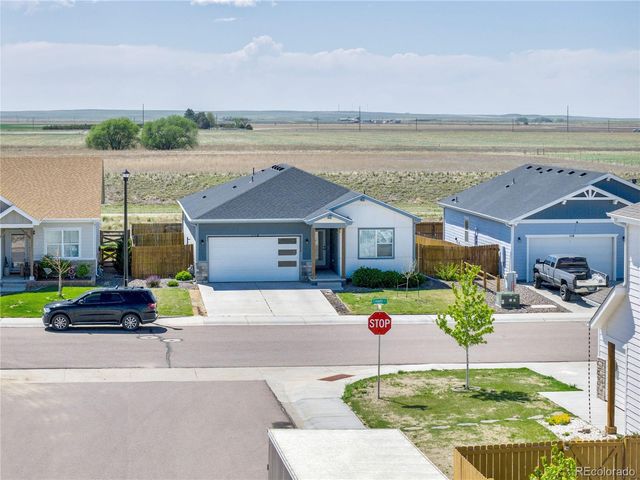 1116 Coyote Lane, Wiggins, CO 80654