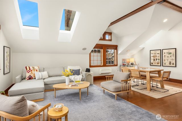 1632 35th Avenue, Seattle, WA 98122