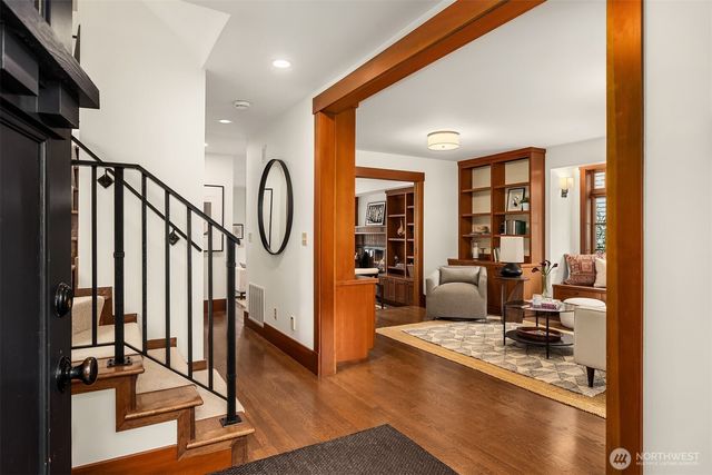 1632 35th Avenue, Seattle, WA 98122