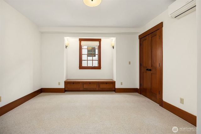 1632 35th Avenue, Seattle, WA 98122