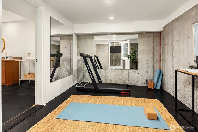 1632 35th Avenue, Seattle, WA 98122