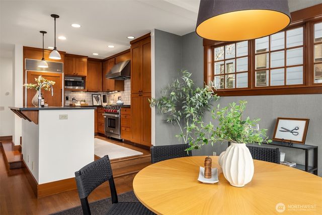 1632 35th Avenue, Seattle, WA 98122