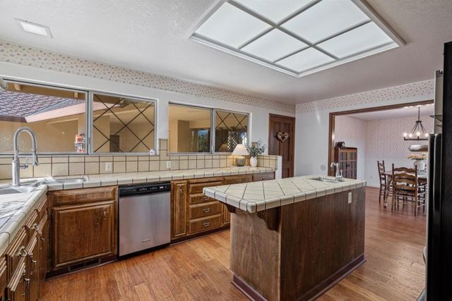 35 Rays Circle, Hollister, CA 95023