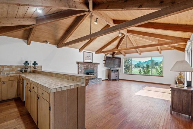 35 Rays Circle, Hollister, CA 95023