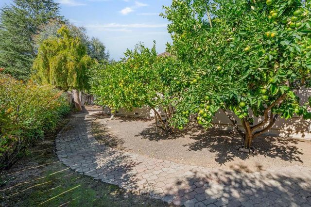 35 Rays Circle, Hollister, CA 95023