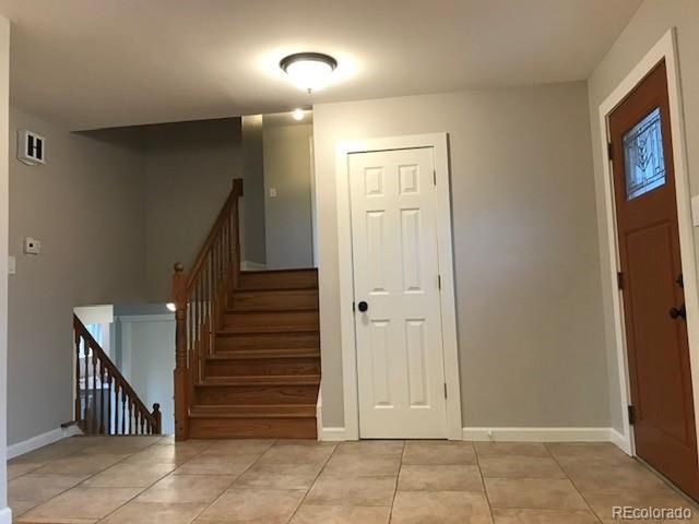 2285 E Noble St, Centennial, CO 80121