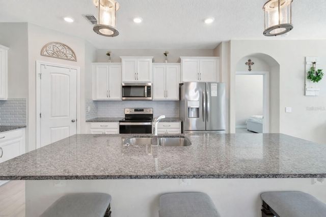 401 HALTER DRIVE, Apopka, FL 32712