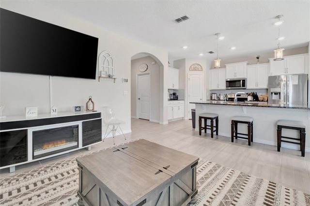 401 HALTER DRIVE, Apopka, FL 32712