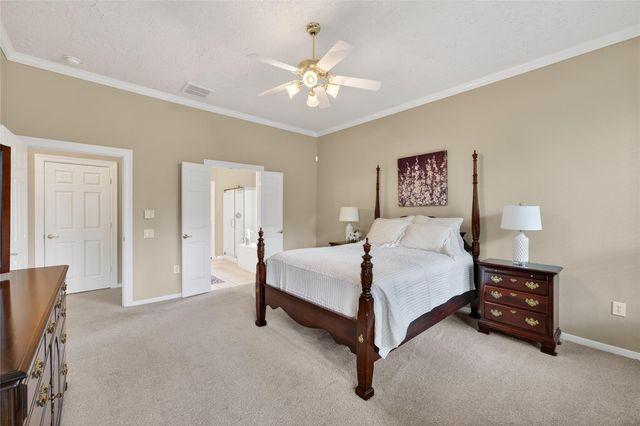 70 E Northcastle Circle, The Woodlands, TX 77384